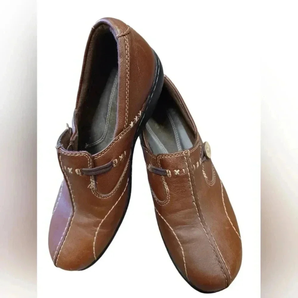 Clarks  Bendables Sixty Delta Brown Leather Loafers Size 7W